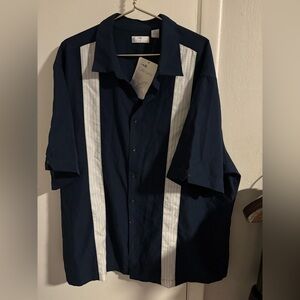 NWT Café Luna Men’s Navy Guayabera Style Shirt Button Front Embroidered